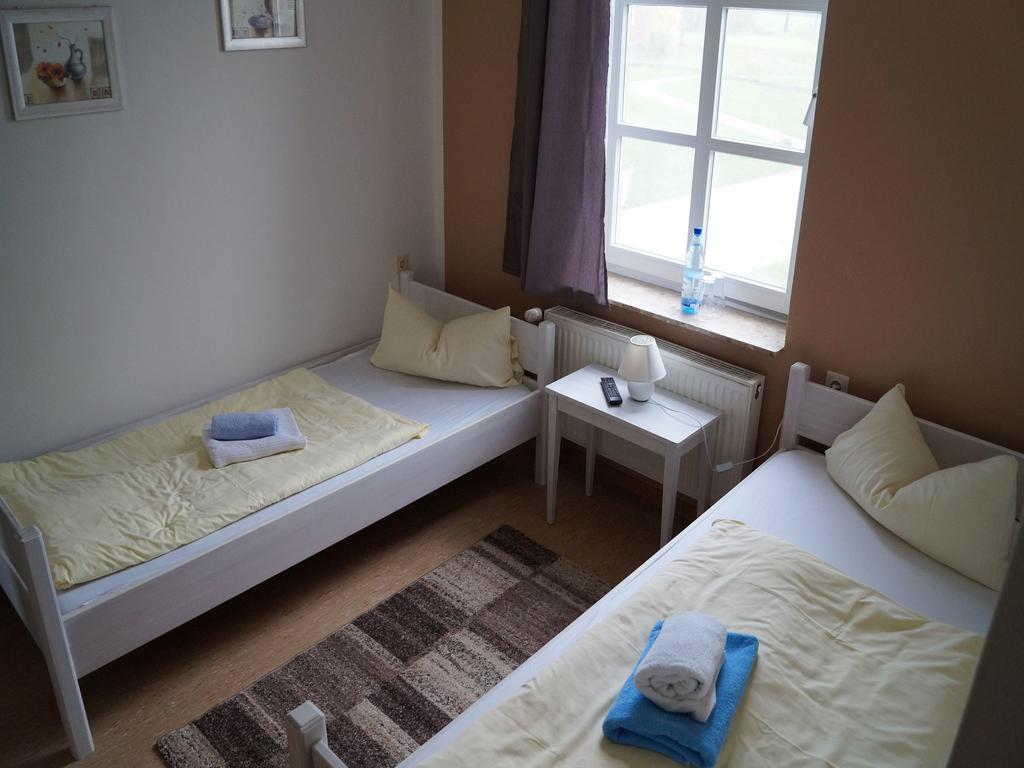 Hotel Gasthuus Ulenhoff Westoverledingen Pokoj fotografie