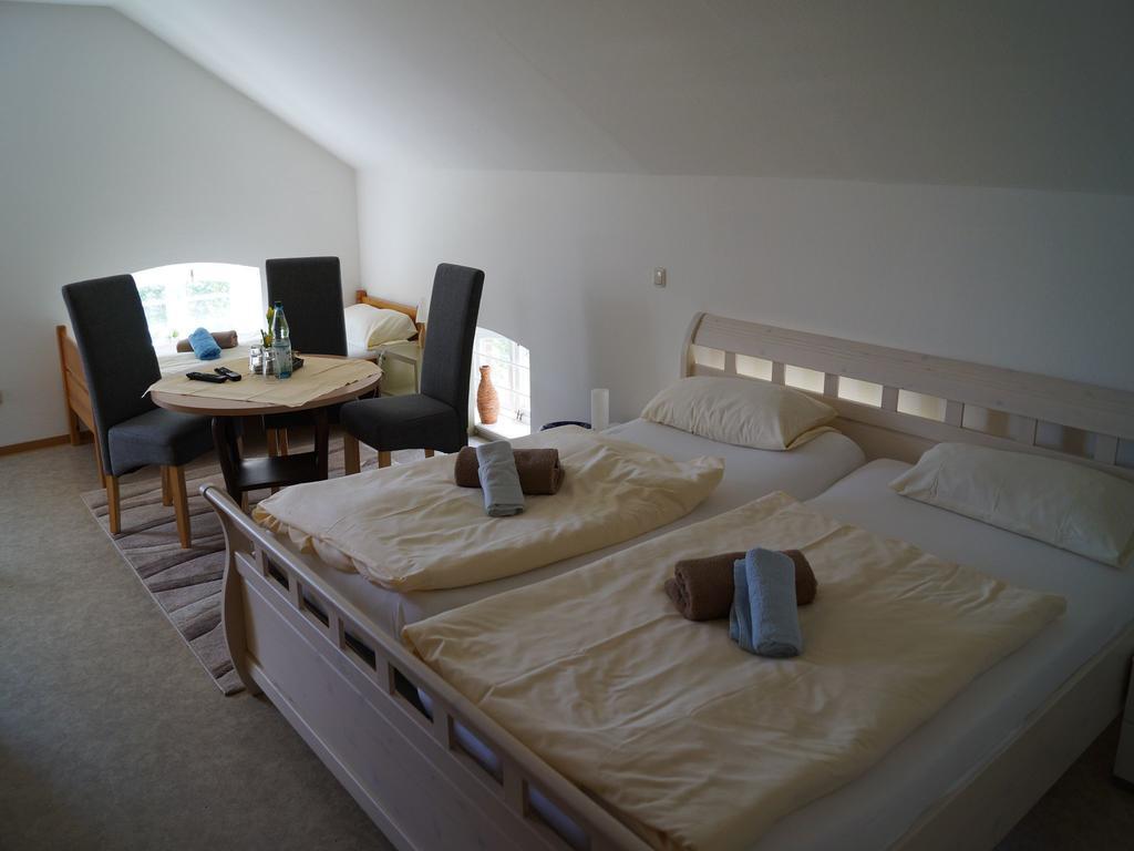 Hotel Gasthuus Ulenhoff Westoverledingen Pokoj fotografie
