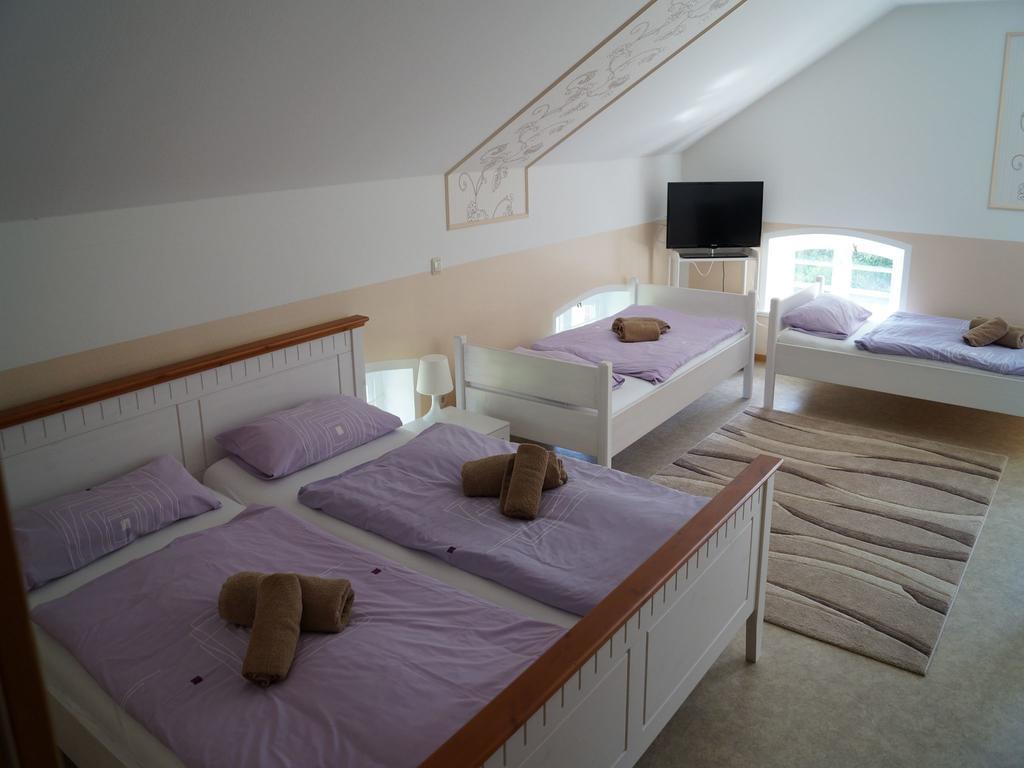 Hotel Gasthuus Ulenhoff Westoverledingen Pokoj fotografie